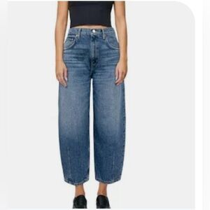 NWT Iris relaxed barrel jean in fistral blue Sz 31
